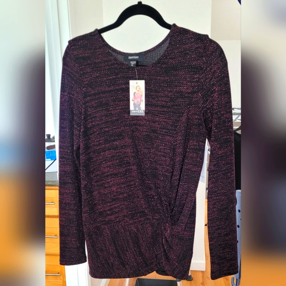 Karen Kane Tinsel Town Top